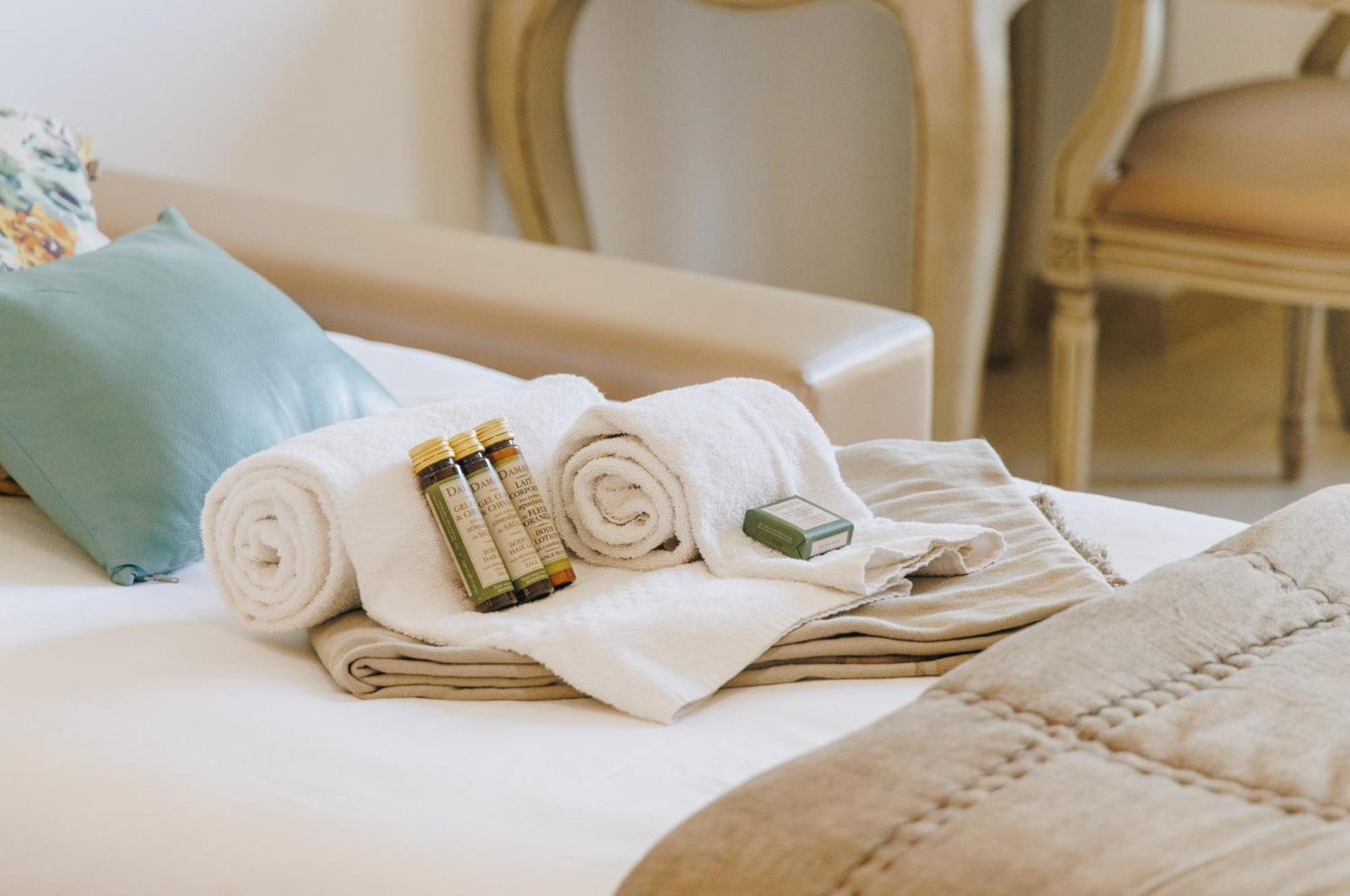 Hotel Liberata & Spa L'Ile-Rousse  Phòng bức ảnh